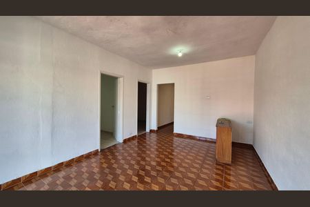 Casa para alugar com 110m², 2 quartos e 2 vagas Casa para alugar com 110m², 2 quartos e 2 vagasSala