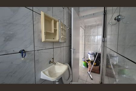 Casa para alugar com 110m², 2 quartos e 2 vagas Casa para alugar com 110m², 2 quartos e 2 vagasBanheiro