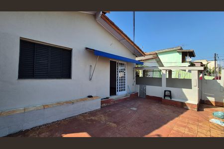 Area externa de casa para alugar com 2 quartos, 110m² em Parque Novo Oratório, Santo André