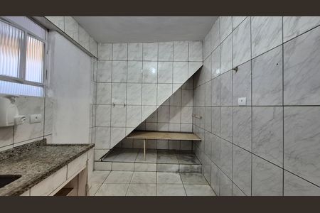 Casa para alugar com 110m², 2 quartos e 2 vagas Casa para alugar com 110m², 2 quartos e 2 vagasCozinha