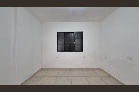Casa para alugar com 110m², 2 quartos e 2 vagas Casa para alugar com 110m², 2 quartos e 2 vagasQuarto