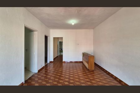 Casa para alugar com 110m², 2 quartos e 2 vagas Casa para alugar com 110m², 2 quartos e 2 vagasSala