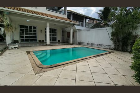 Quintal de casa de condomínio à venda com 4 quartos, 400m² em Recreio dos Bandeirantes, Rio de Janeiro