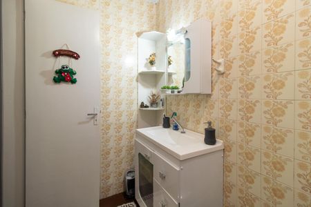 Apartamento à venda com 50m², 2 quartos e sem vaga Apartamento à venda com 50m², 2 quartos e sem vagaBanheiro