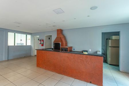 Apartamento à venda com 48m², 2 quartos e 1 vaga Apartamento à venda com 48m², 2 quartos e 1 vagaÁrea comum - Salão de festas
