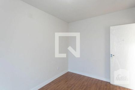 Casa à venda com 3 quartos, 162m² em Floramar, Belo Horizonte