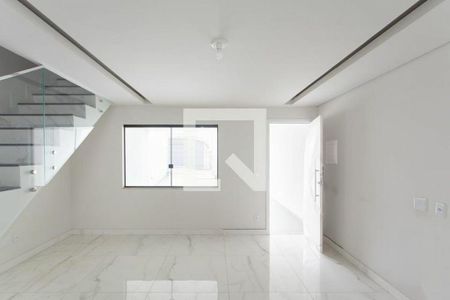 Casa à venda com 3 quartos, 162m² em Floramar, Belo Horizonte