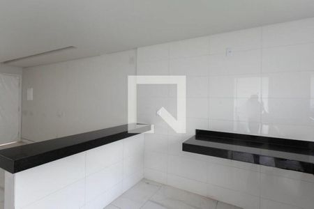Casa à venda com 3 quartos, 162m² em Floramar, Belo Horizonte