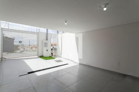 Casa à venda com 3 quartos, 162m² em Floramar, Belo Horizonte
