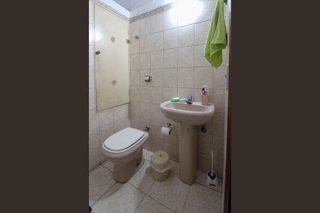 Casa para alugar com 80m², 2 quartos e 1 vaga Casa para alugar com 80m², 2 quartos e 1 vagaBanheiro