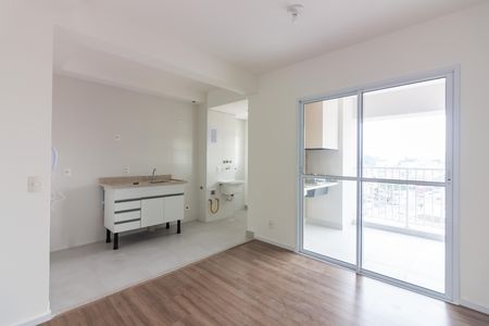 Sala de apartamento para alugar com 2 quartos, 50m² em Vila Osasco, Osasco