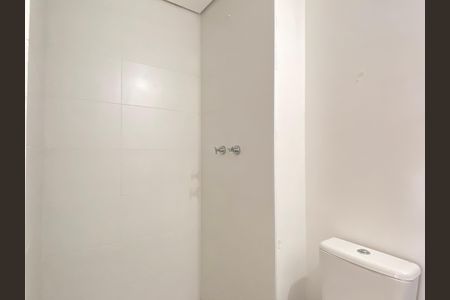 Banheiro de apartamento para alugar com 2 quartos, 50m² em Vila Osasco, Osasco