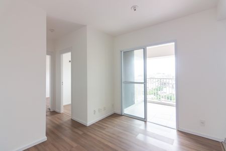 Sala  de apartamento para alugar com 2 quartos, 50m² em Vila Osasco, Osasco