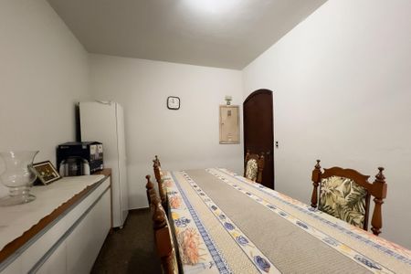 Casa para alugar com 800m², 3 quartos e 4 vagas