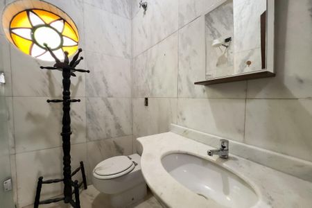 Casa para alugar com 800m², 3 quartos e 4 vagas