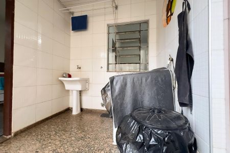 Casa para alugar com 800m², 3 quartos e 4 vagas