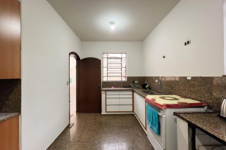 Casa para alugar com 800m², 3 quartos e 4 vagas