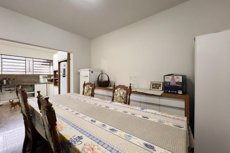 Casa para alugar com 800m², 3 quartos e 4 vagas