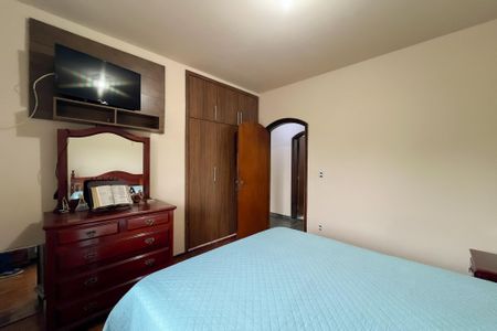 Casa para alugar com 800m², 3 quartos e 4 vagas