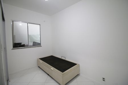 Quarto 1 de casa para alugar com 2 quartos, 65m² em Tanque, Rio de Janeiro