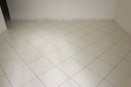 Casa para alugar com 80m², 2 quartos e sem vagaSala