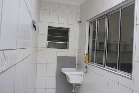 Casa para alugar com 80m², 2 quartos e sem vagaLavanderia
