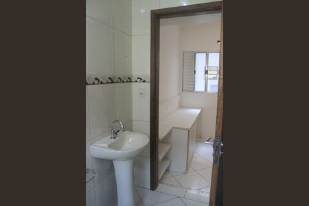 Casa para alugar com 80m², 2 quartos e sem vagaBanheiro da Suíte