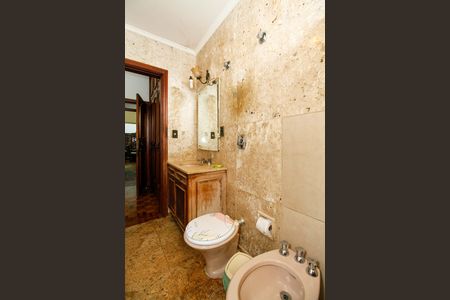 Apartamento à venda com 298m², 3 quartos e 3 vagasBanheiro da Suíte 1