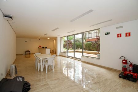 Apartamento à venda com 298m², 3 quartos e 3 vagasÁrea Comum - Salão de Festas