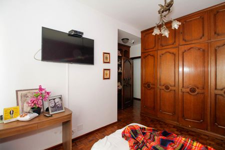 Apartamento à venda com 298m², 3 quartos e 3 vagasSuíte 2