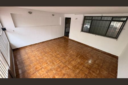Foto 02 de casa à venda com 3 quartos, 110m² em Pestana, Osasco