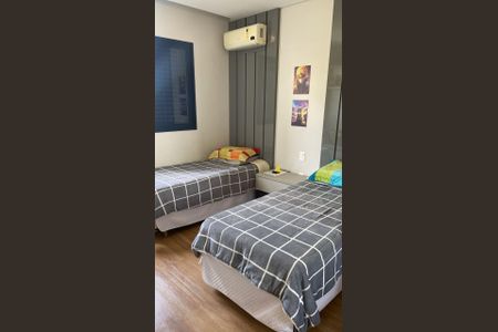 Casa de condomínio para alugar com 260m², 4 quartos e 4 vagas