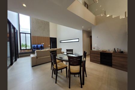 Sala de casa de condomínio para alugar com 4 quartos, 260m² em Shopping Park, Uberlândia