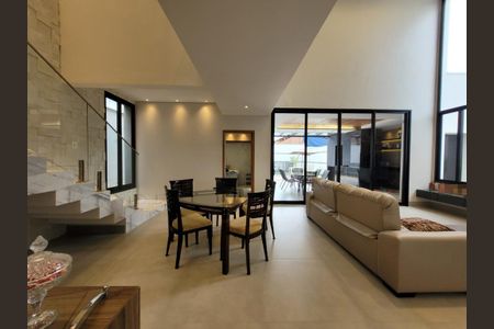 Sala de casa de condomínio para alugar com 4 quartos, 260m² em Shopping Park, Uberlândia