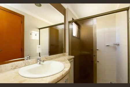 Apartamento para alugar com 55m², 2 quartos e 1 vaga Apartamento para alugar com 55m², 2 quartos e 1 vagaBanheiro 2