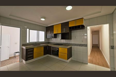 Casa à venda com 3 quartos, 169m² em Cidade Luíza, Jundiaí