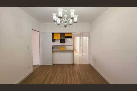 Casa à venda com 169m², 3 quartos e 3 vagas