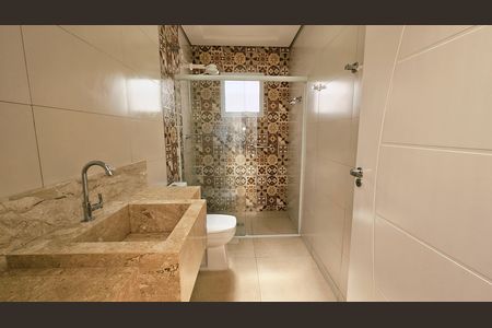 Casa à venda com 169m², 3 quartos e 3 vagas