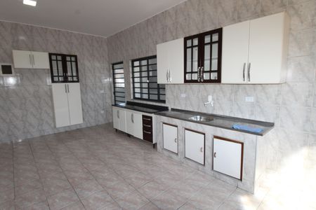 Casa para alugar com 162m², 3 quartos e sem vagaCozinha