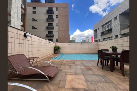 Apartamento para alugar com 89m², 1 quarto e 1 vaga