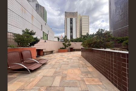 Apartamento para alugar com 89m², 1 quarto e 1 vaga