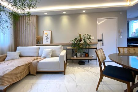 Sala de apartamento à venda com 2 quartos, 57m² em Santo Antônio, Belo Horizonte