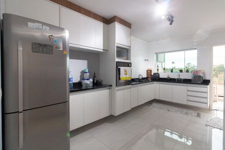 Apartamento à venda com 140m², 3 quartos e 3 vagas Apartamento à venda com 140m², 3 quartos e 3 vagasCozinha