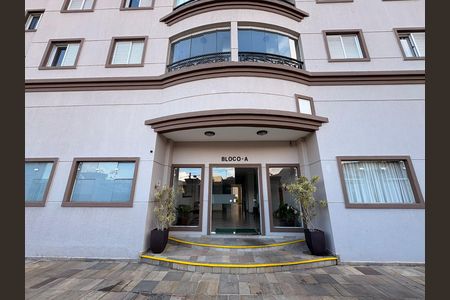 Apartamento para alugar com 70m², 3 quartos e 2 vagas Apartamento para alugar com 70m², 3 quartos e 2 vagasFachada do bloco