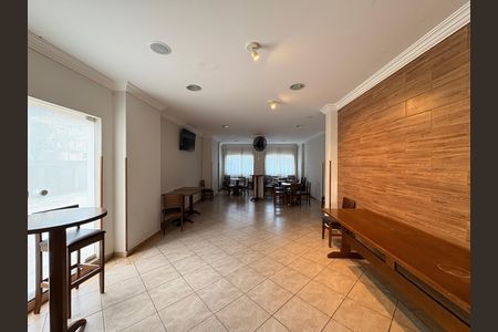 Apartamento para alugar com 70m², 3 quartos e 2 vagas Apartamento para alugar com 70m², 3 quartos e 2 vagasÁrea comum - Salão de festas