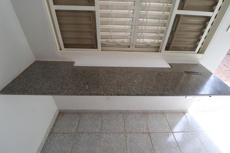 Casa para alugar com 294m², 4 quartos e 2 vagasQuarto de serviço