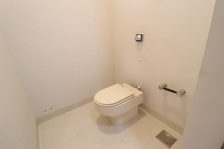 Casa para alugar com 294m², 4 quartos e 2 vagasLavabo