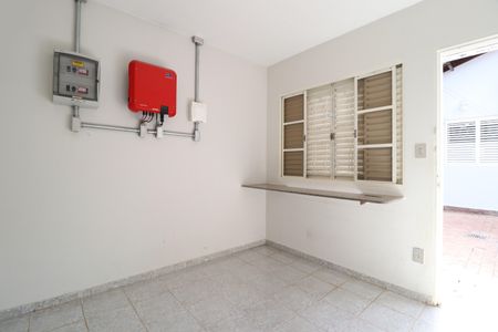 Casa para alugar com 294m², 4 quartos e 2 vagasQuarto de serviço