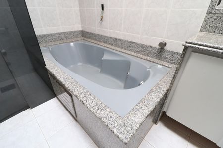 Casa para alugar com 294m², 4 quartos e 2 vagasBanheiro da Suíte 2