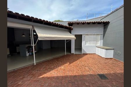 Casa para alugar com 294m², 4 quartos e 2 vagas